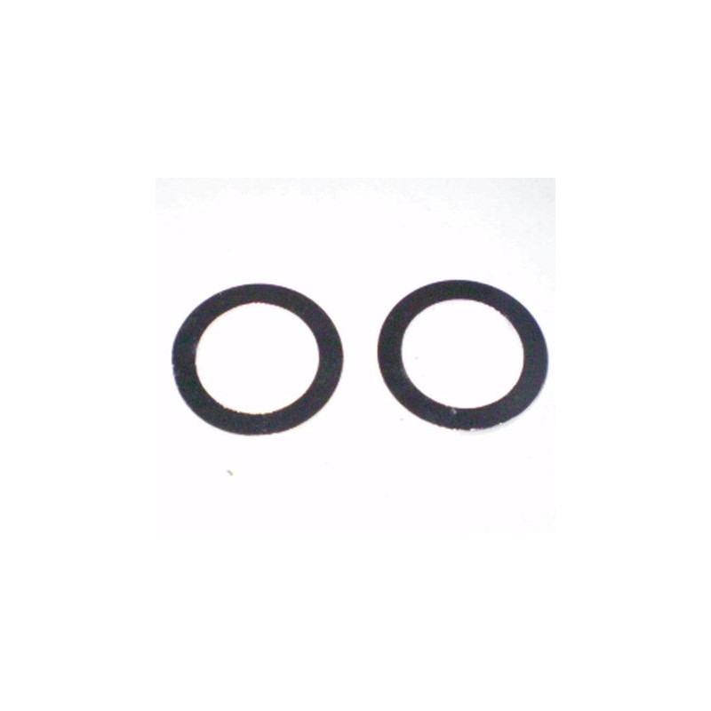 E E